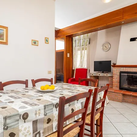 Apartment La Casa Di Jano